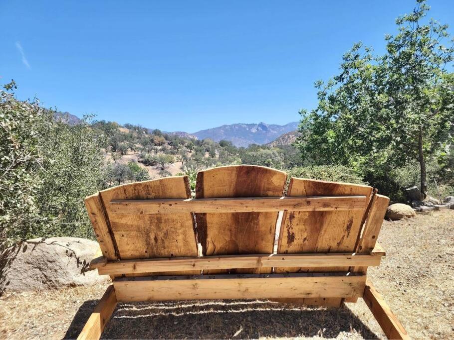 Scenic Spanish Rancho - Breathtaking Views スリー・リバーズ エクステリア 写真